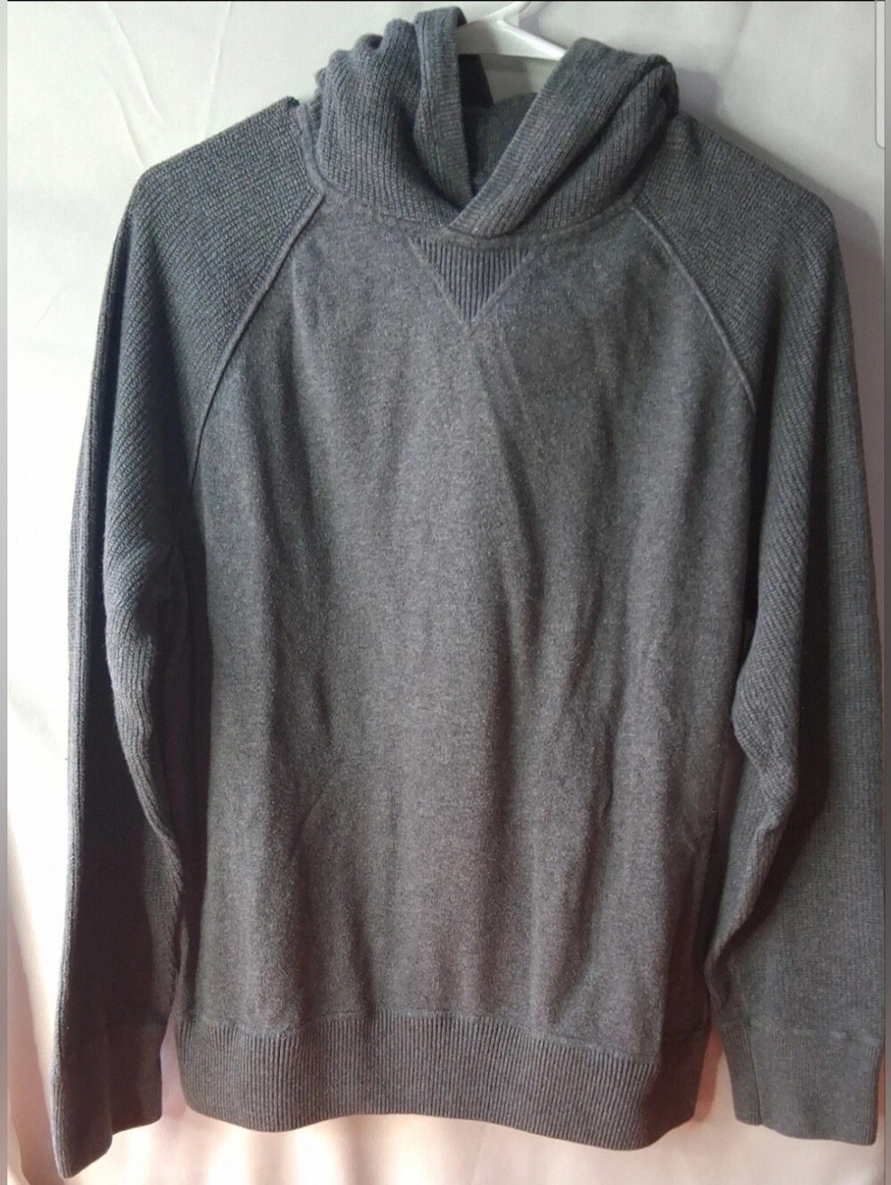 GAP Men's Gray Crewneck Knit Sweater with Hood Small